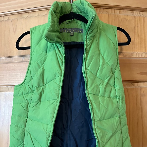 Kenneth Cole Puffy Vest - Picture 2 of 4